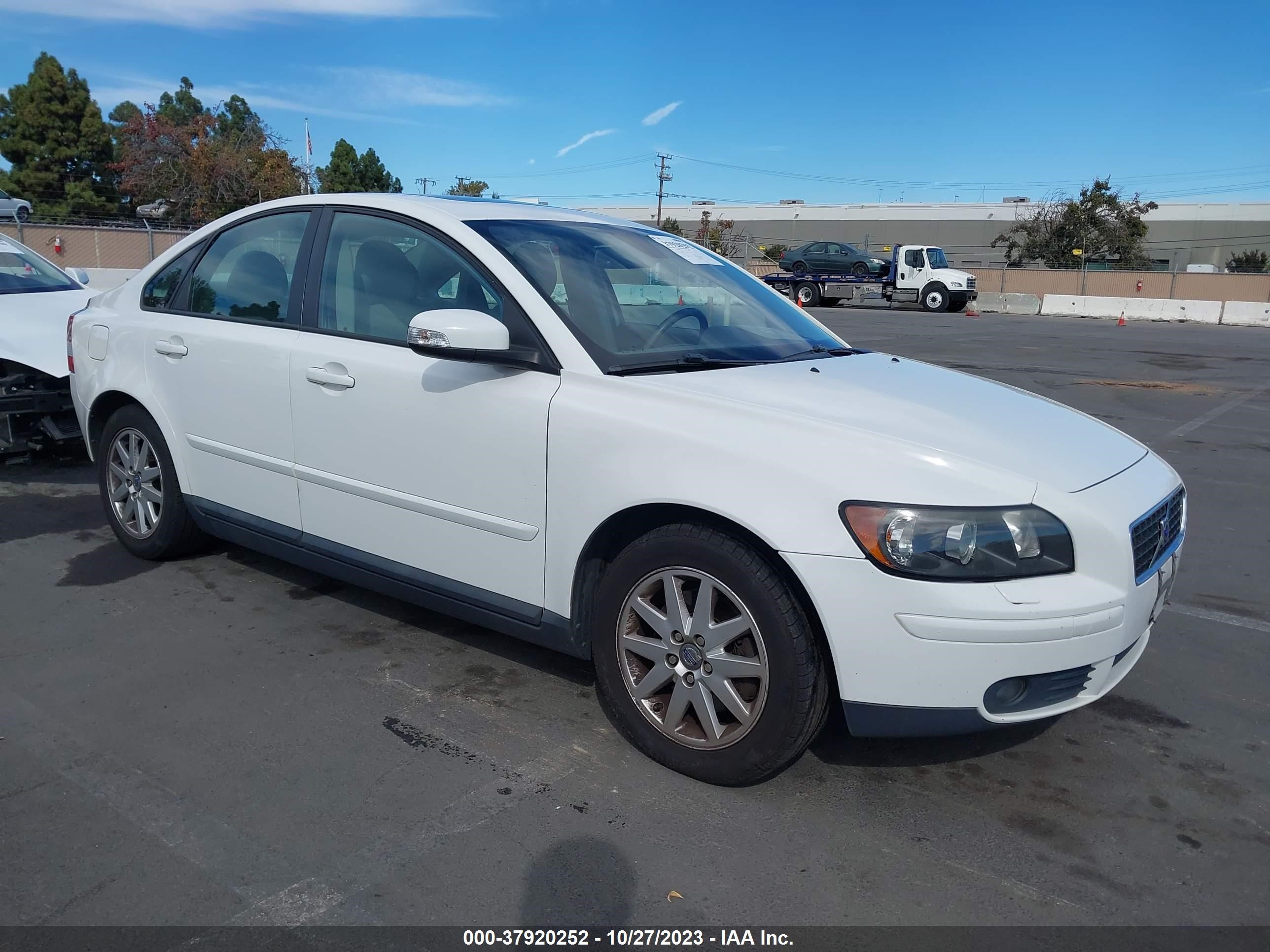 VOLVO S40 2007 yv1ms682372315453