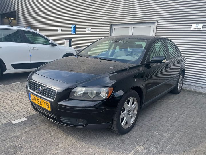 VOLVO S40 2006 yv1ms765262203183