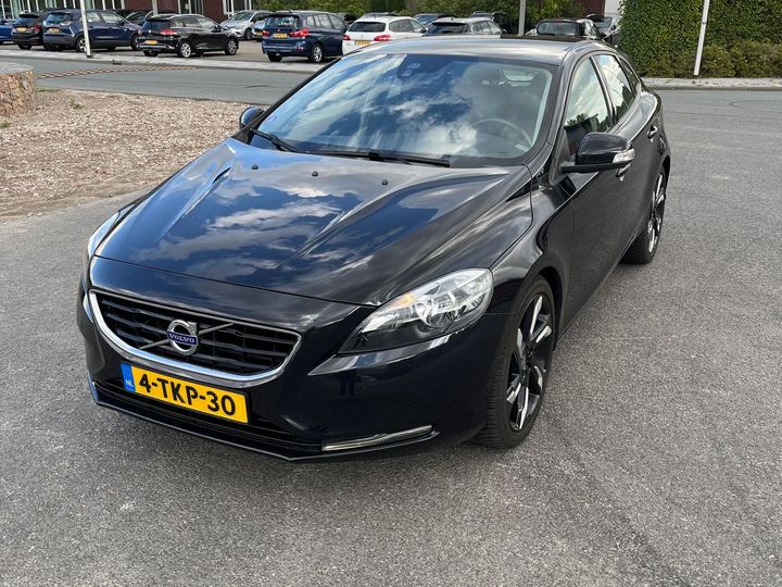 VOLVO V40 2014 yv1mv2051e2140926