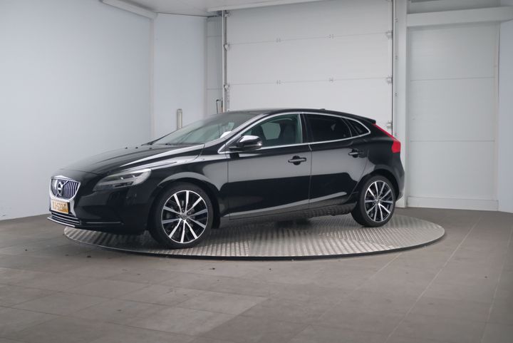 VOLVO V40 2016 yv1mv2181h2388314