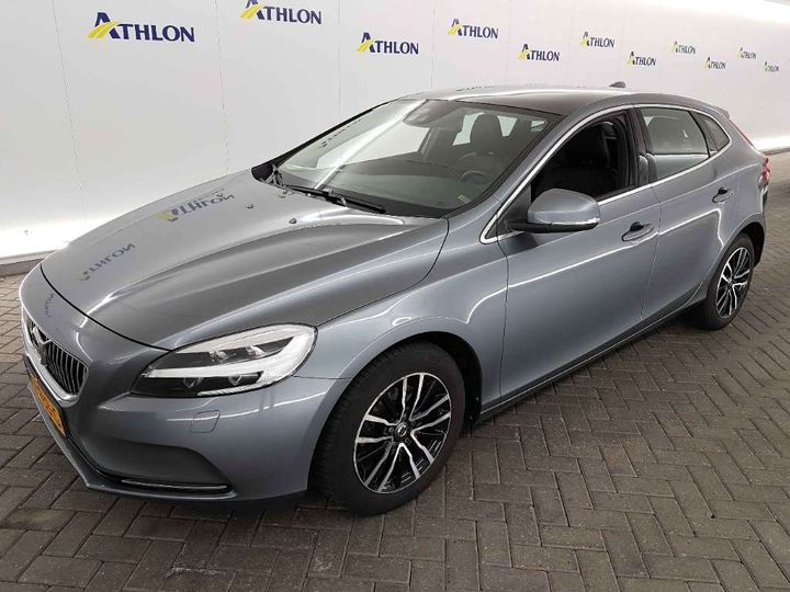 VOLVO V40 2017 yv1mv2181h2408215