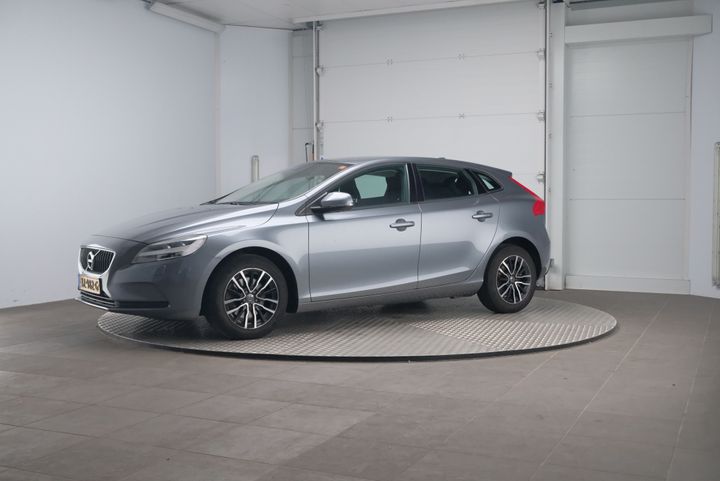 VOLVO V40 2017 yv1mv2181h2408272