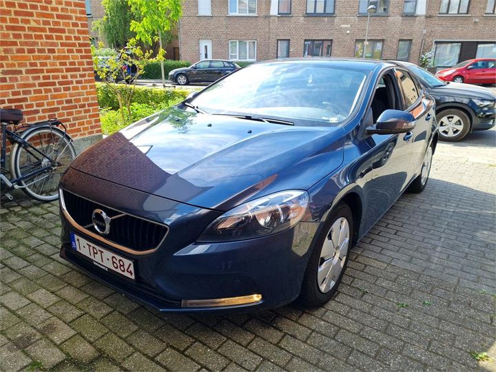 VOLVO V40 2018 yv1mv2181h2412839