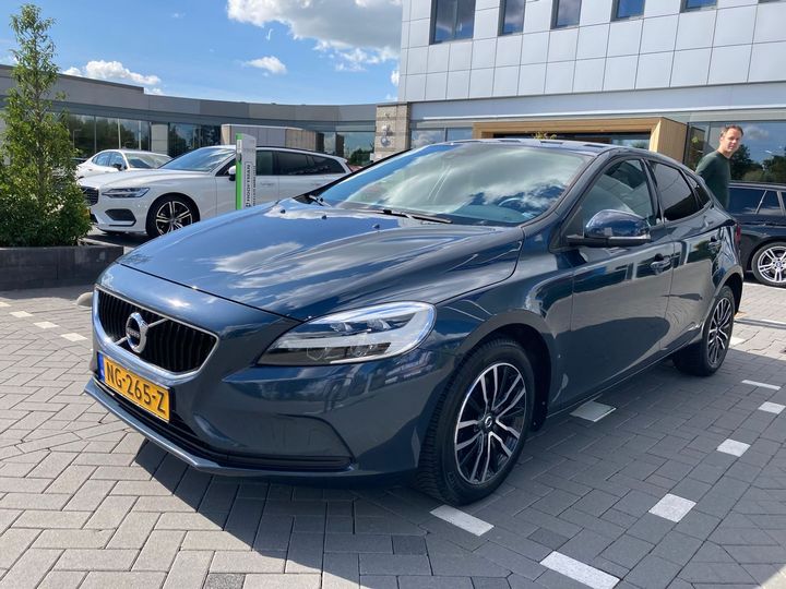 VOLVO V40 2017 yv1mv2181h2418248