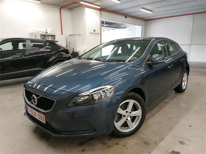 VOLVO V40 2017 yv1mv2181j2450921