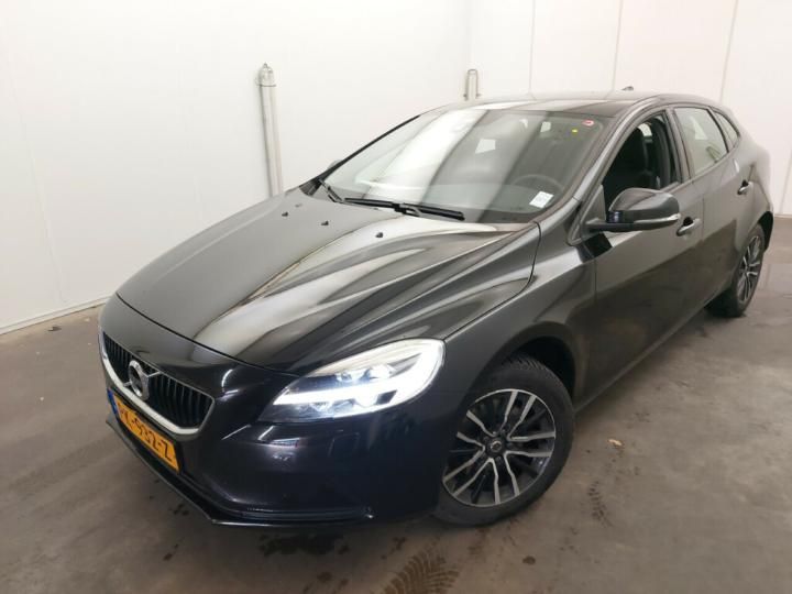 VOLVO V40 2017 yv1mv2181j2458213