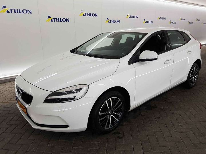 VOLVO V40 2017 yv1mv2181j2473924