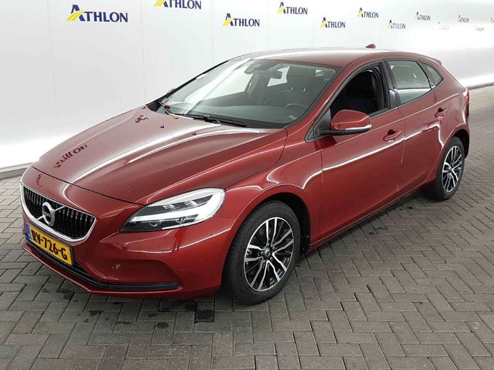 VOLVO V40 2018 yv1mv2181j2492949