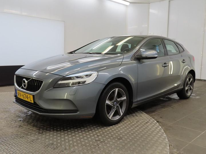 VOLVO V40 2018 yv1mv2181j2494655