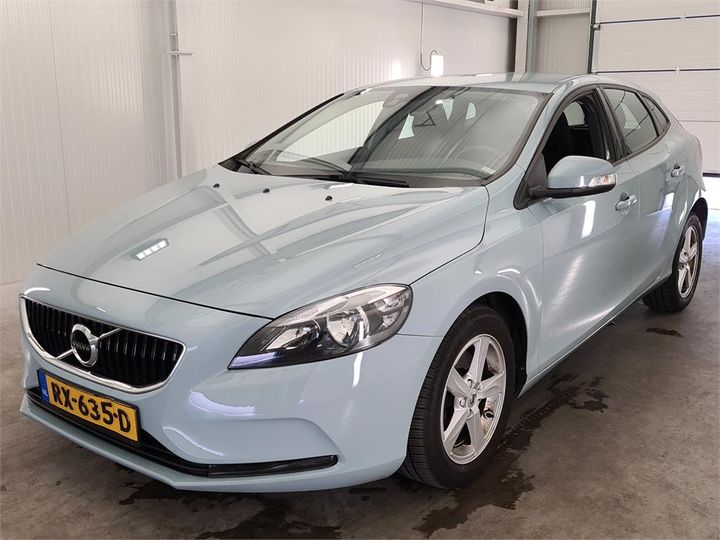 VOLVO V40 2018 yv1mv2181j2502677