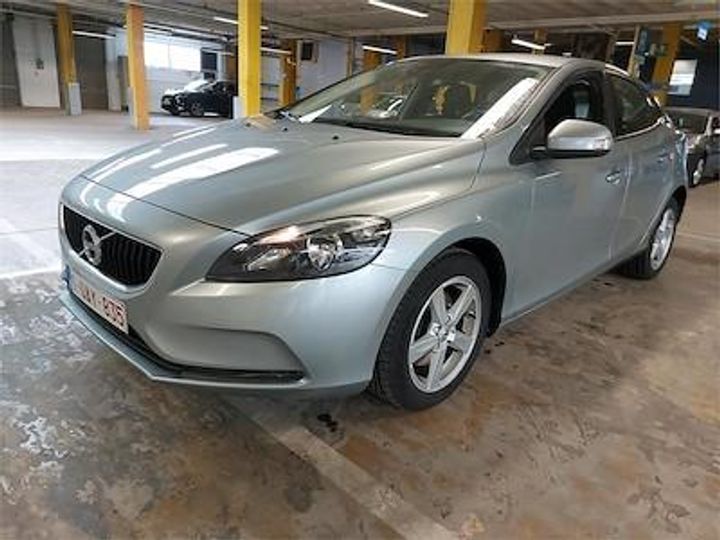 VOLVO V40 - 2016 2018 yv1mv2181j2509388