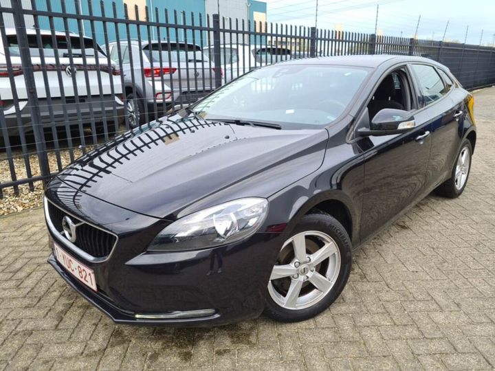 VOLVO V40 2018 yv1mv2181j2514148