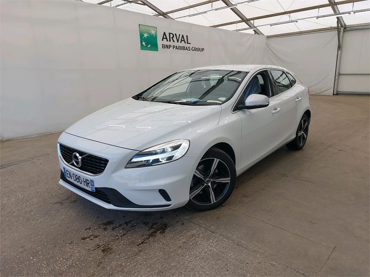 VOLVO V40 2017 yv1mv21l1h2432881