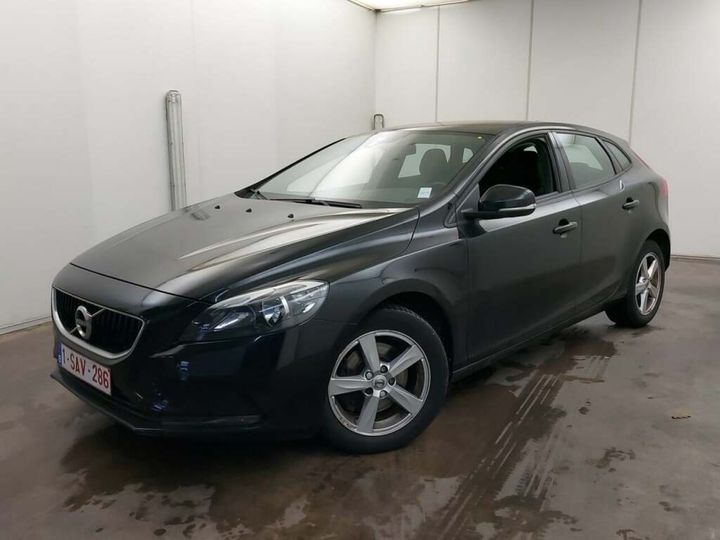 VOLVO V40 2017 yv1mv21l1h2433387