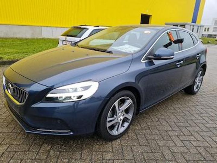 VOLVO V40 - 2016 2018 yv1mv21l1j2514135