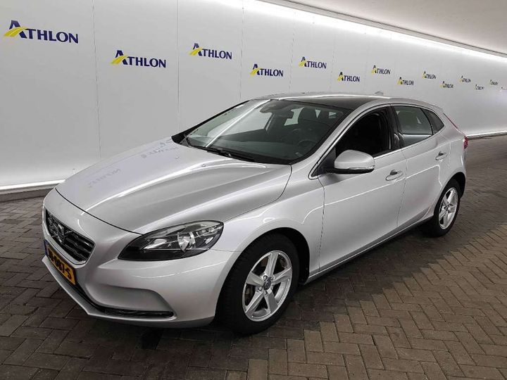 VOLVO V40 2016 yv1mv2880g2327502