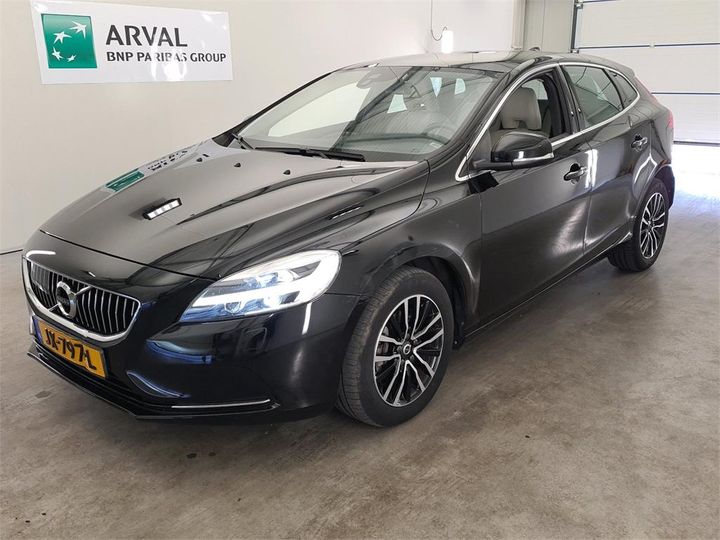 VOLVO V40 2016 yv1mv2880h2370595