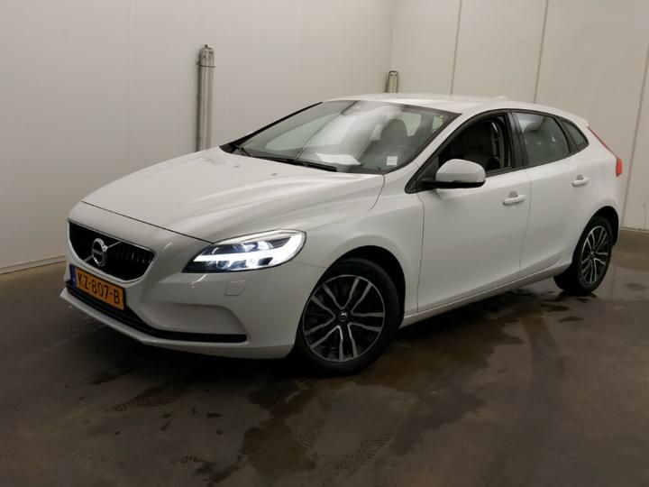 VOLVO V40 2017 yv1mv2880h2407255