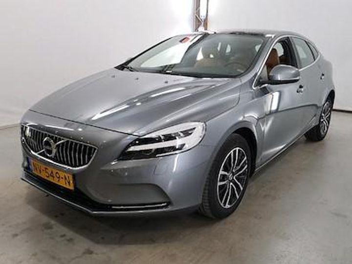 VOLVO V40 2017 yv1mv2880h2439951