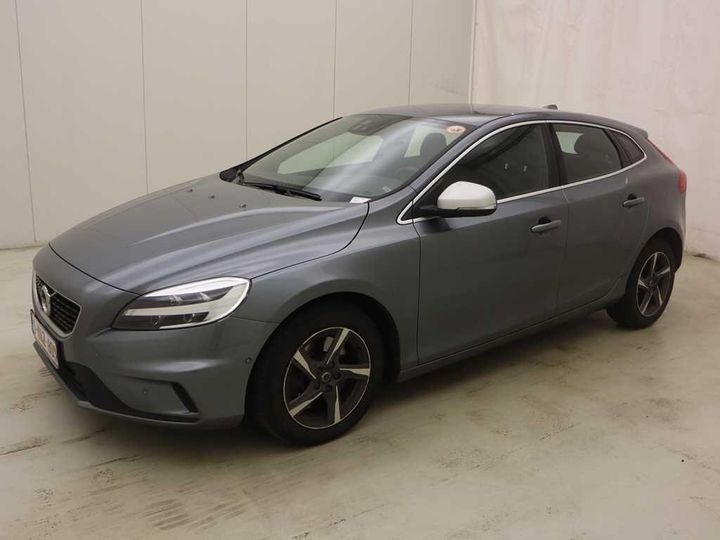 VOLVO V40 2018 yv1mv2880j2508972