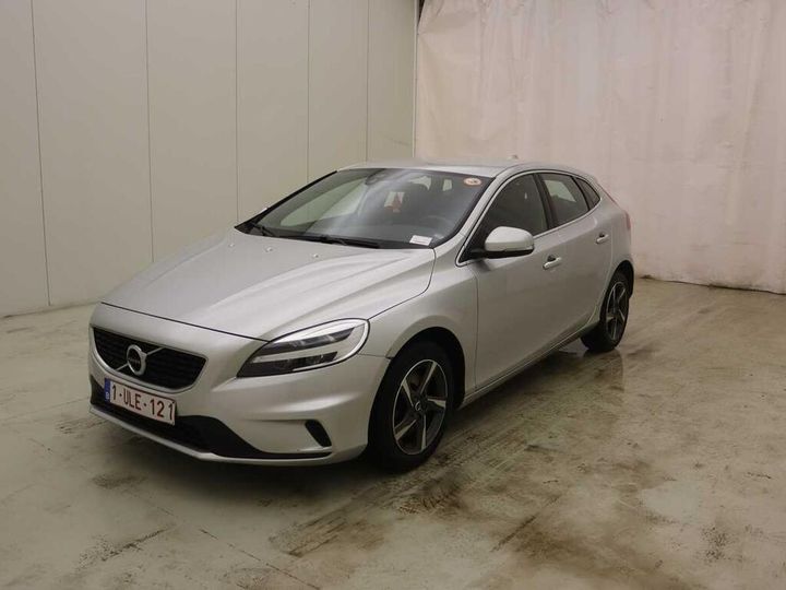 VOLVO V40 2018 yv1mv2880j2514420