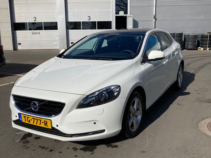 VOLVO V40 2016 yv1mv29l0g2327123