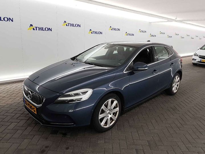 VOLVO V40 2017 yv1mv29l0h2411080