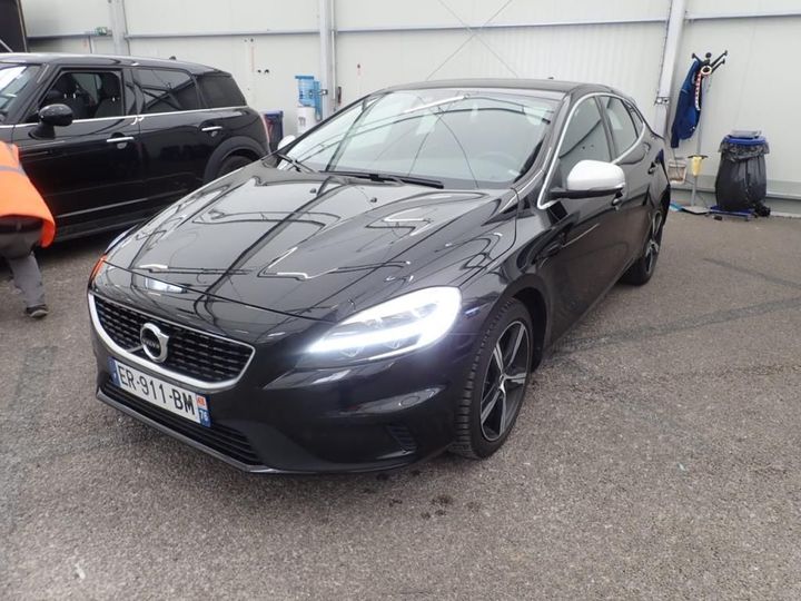 VOLVO V40 2017 yv1mv29l0j2467056