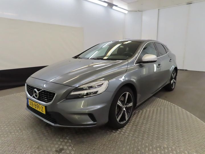 VOLVO V40 2018 yv1mv32v0k2573165