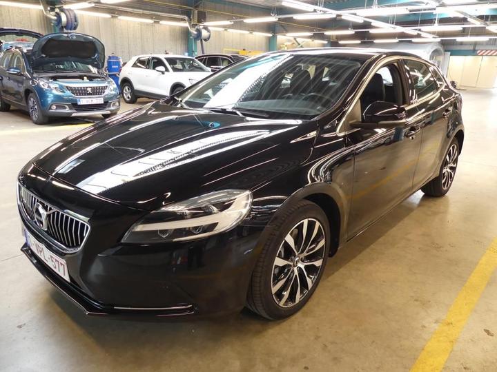 VOLVO V40 2019 yv1mv32v0k2580395