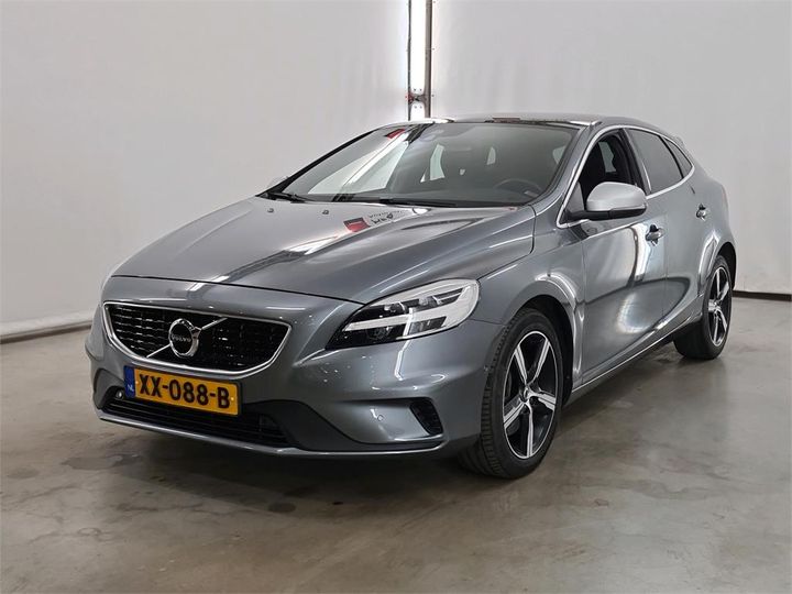 VOLVO V40 2019 yv1mv32v0k2586171