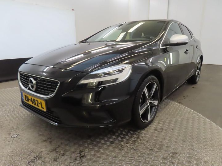 VOLVO V40 2019 yv1mv32v0k2587672