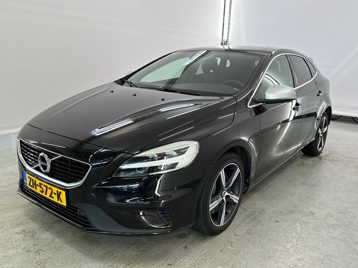 VOLVO V40 2019 yv1mv32v0k2590710