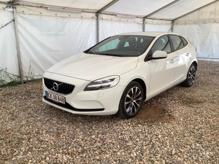 VOLVO V40 HATCHBACK 2019 yv1mv32v0k2591283