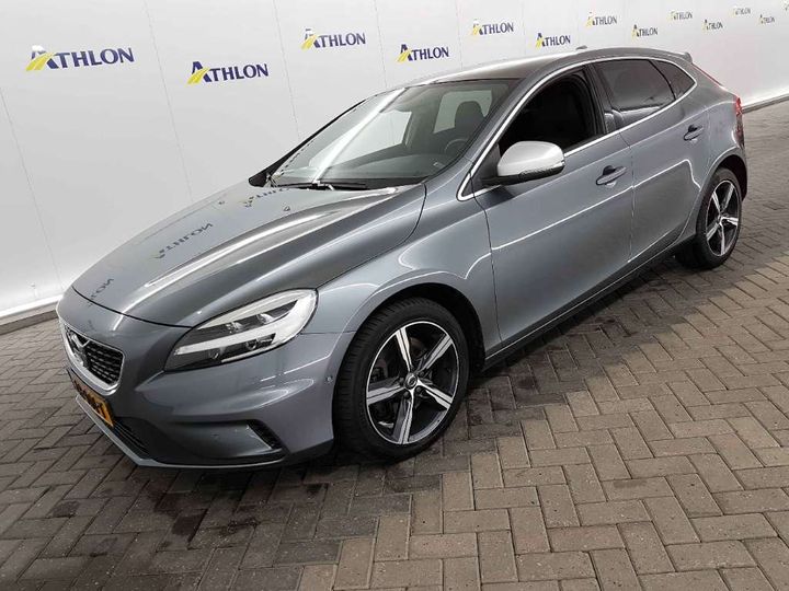 VOLVO V40 2019 yv1mv32v0k2592533