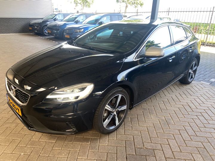 VOLVO V40 2019 yv1mv32v0k2594016