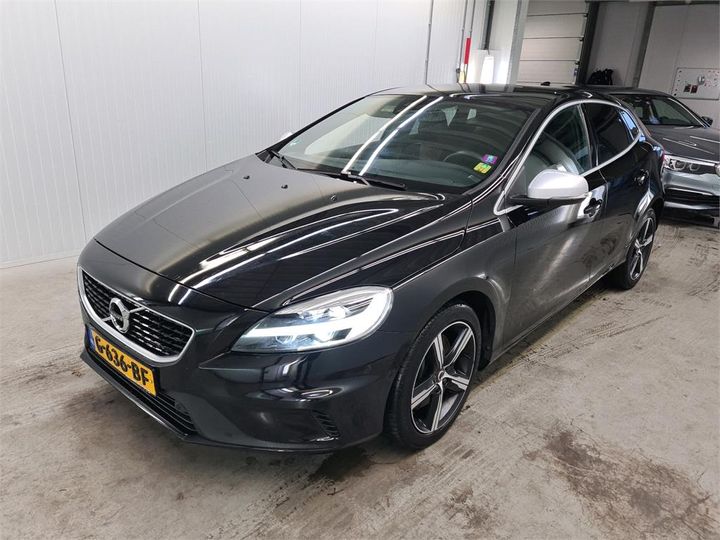 VOLVO V40 2019 yv1mv32v0k2609140