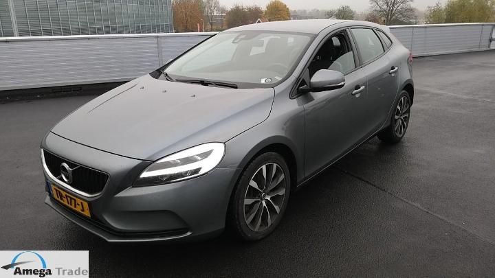 VOLVO V40 2018 yv1mv32vok2565194