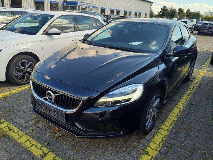 VOLVO V40 2019 yv1mv33t0k2586371