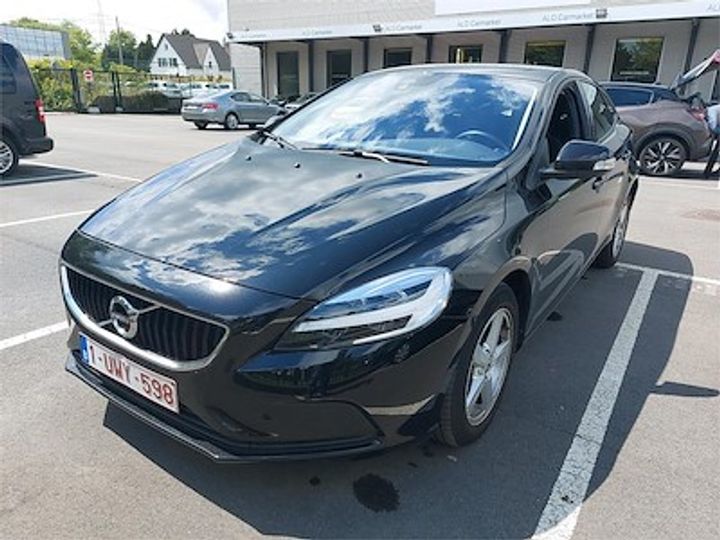 VOLVO V40 - 2016 2018 yv1mv33v0k2558393