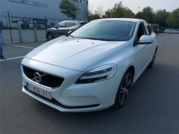 VOLVO V40 - 2016 2018 yv1mv33v0k2564271