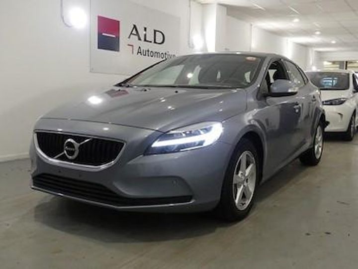 VOLVO V40 - 2016 2018 yv1mv33v0k2567068