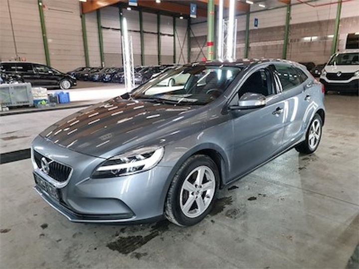 VOLVO V40 - 2016 2018 yv1mv33v0k2567424