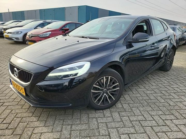 VOLVO V40 2019 yv1mv33v0k2573550