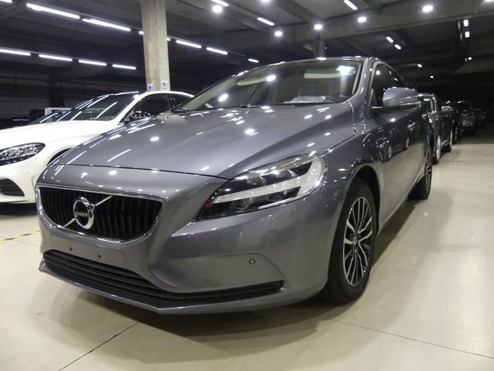 VOLVO V40 2019 yv1mv33v0k2580913