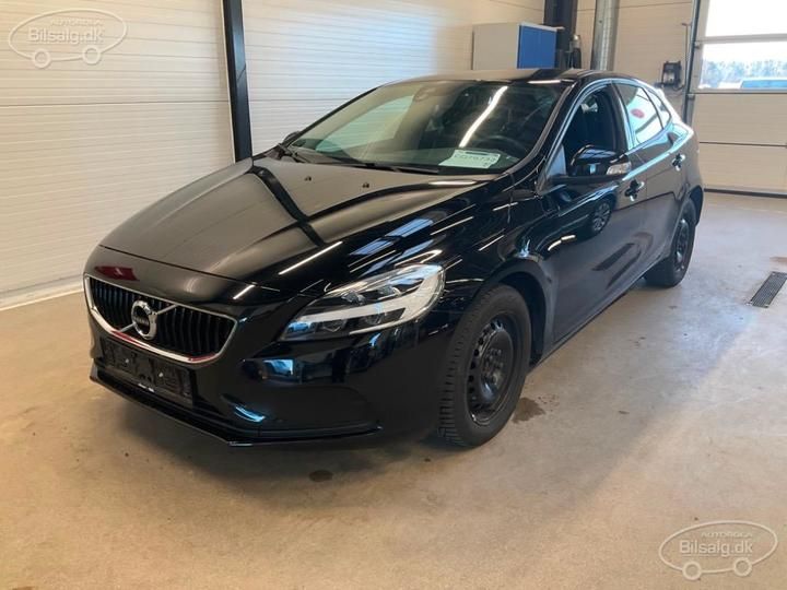 VOLVO V40 HATCHBACK 2019 yv1mv35v1k2578385