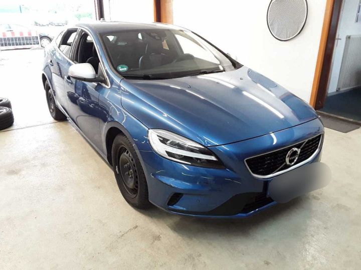 VOLVO V40 2019 yv1mv35v1k2610621