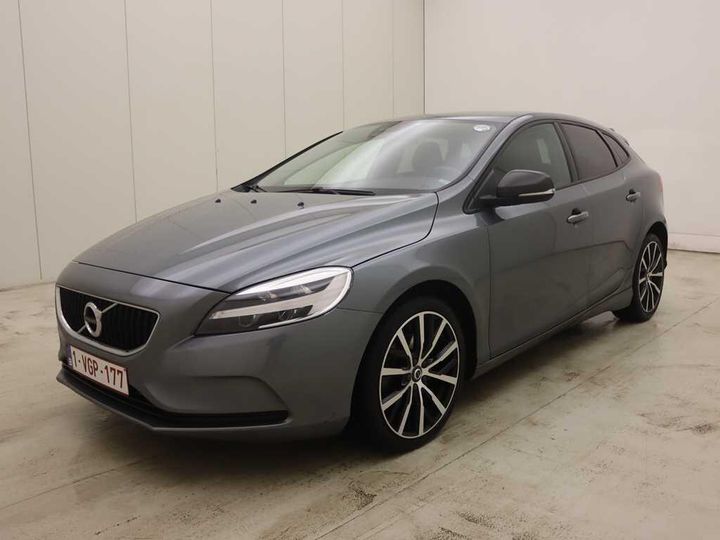 VOLVO V40 2018 yv1mv36t1k2548113