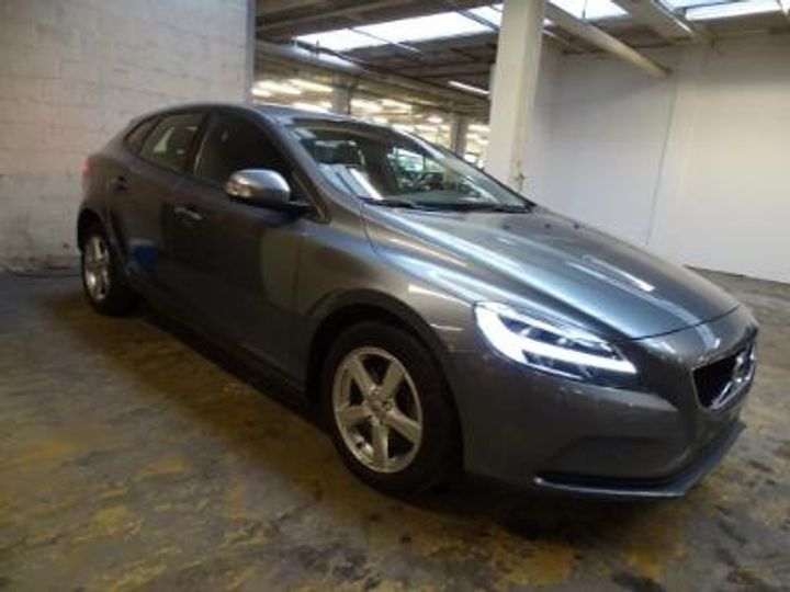 VOLVO V40 - 2016 2018 yv1mv36v1k2548895