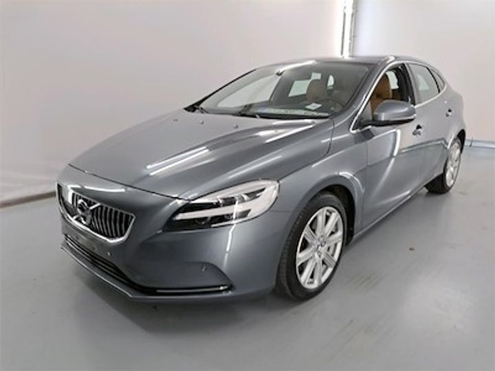 VOLVO V40 - 2016 2018 yv1mv36v1k2554165